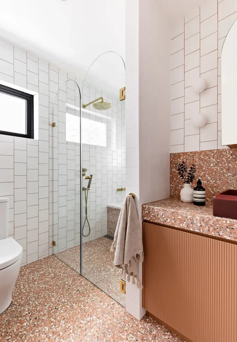17 Terracotta Bathroom Tile Ideas for a Warm, Stylish Look