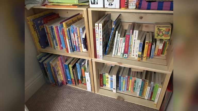 How To Make A Wooden Bookshelf