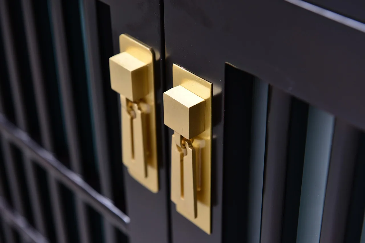 Best Cabinet Pulls for Modern Kitchens (2026): we compared