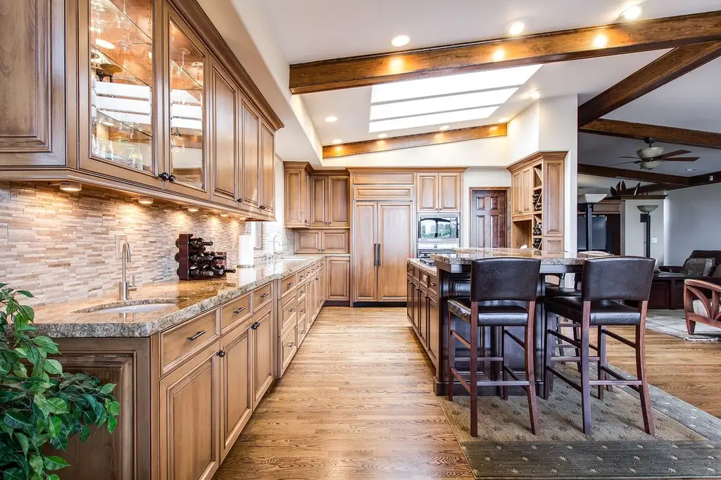 What is the best wood filler for kitchen cabinets