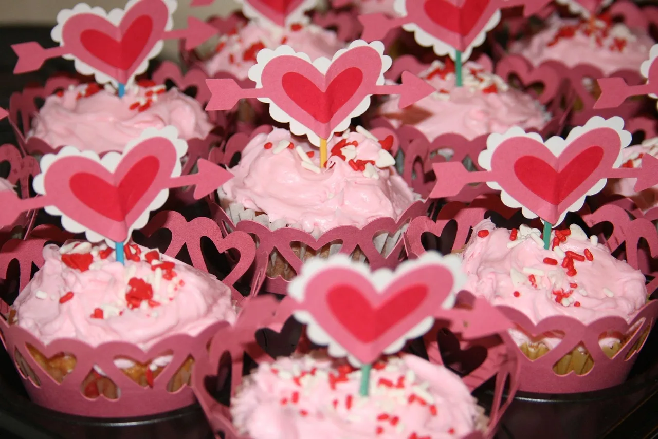 What is the cheapest Valentine’s Day dessert to make for two?