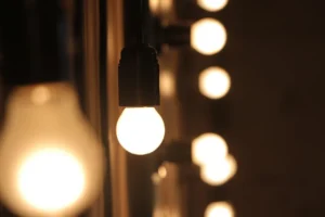 Bedroom Lighting Cost / How Much Does It Cost to Light a Bedroom?