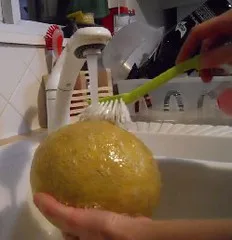 Best Cleaning Brushes for Pots and Pans: we compared
