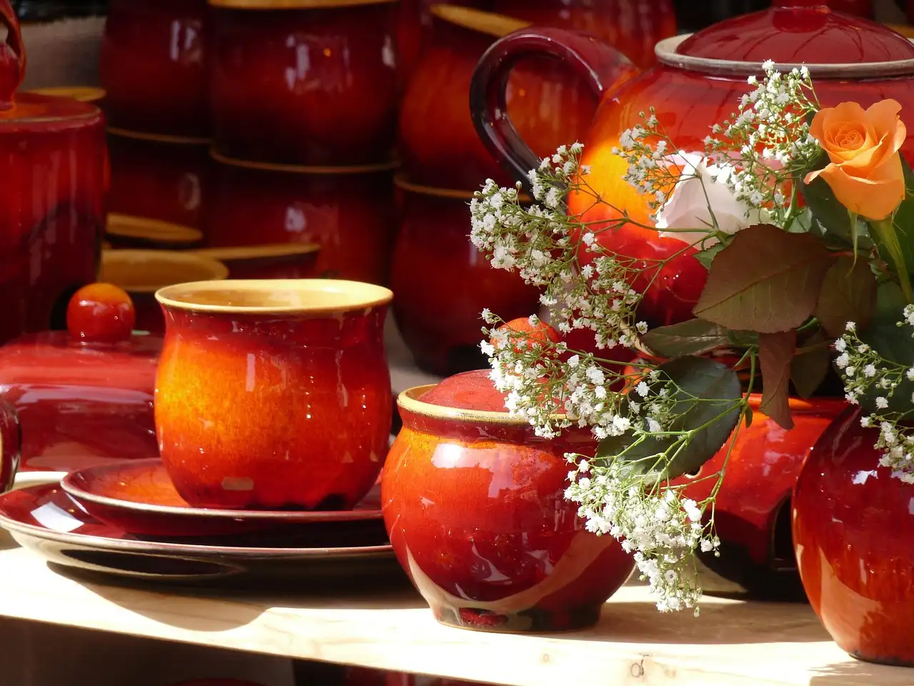 Stoneware bakers with lids: best for oven-to-table mains