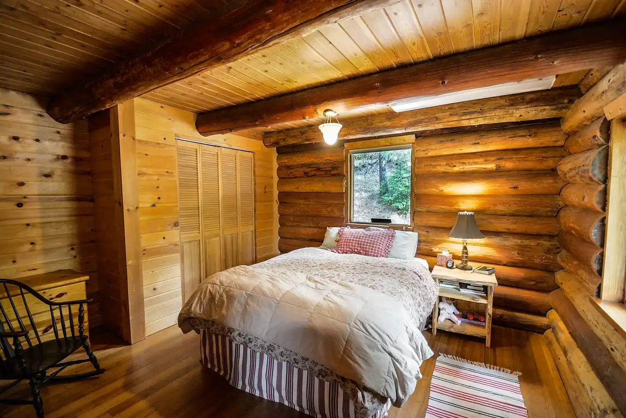Boho bedroom vs farmhouse bedroom: the core trade-off