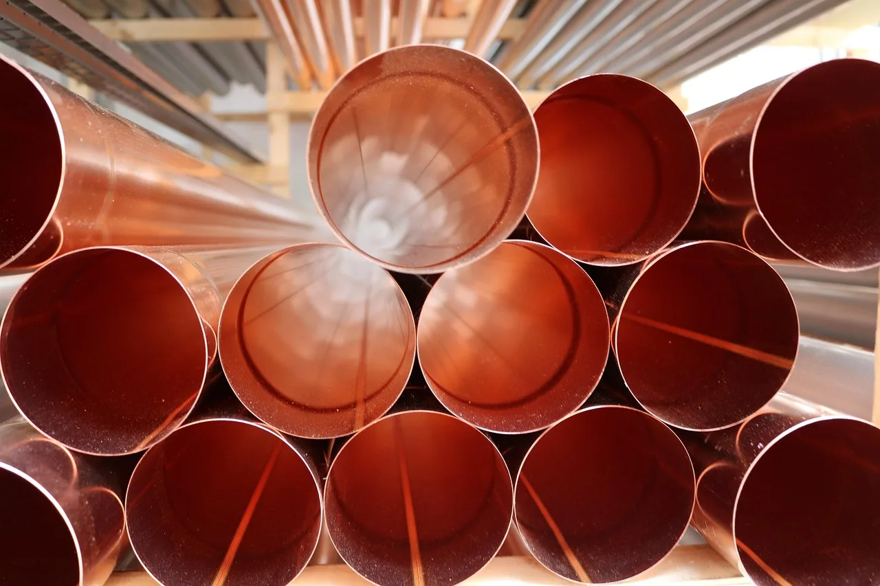 Copper cookware construction and lining