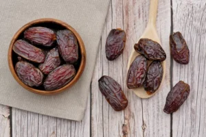 Dates vs Medjool Dates
