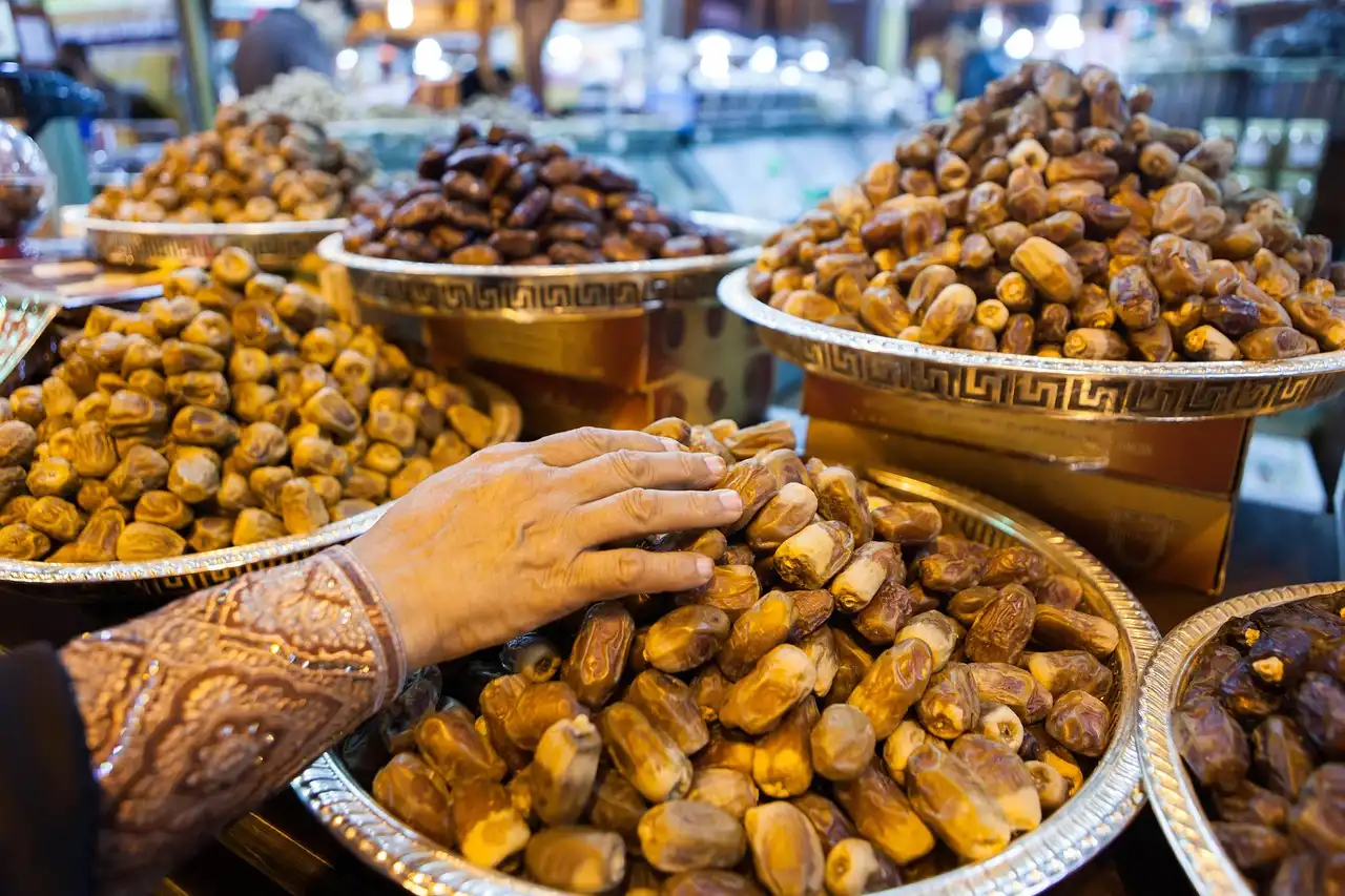 Medjool dates vs regular dates