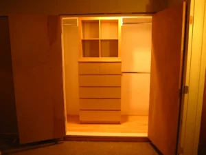 Dresser Drawer Slides vs Rollers: Which Is Better?