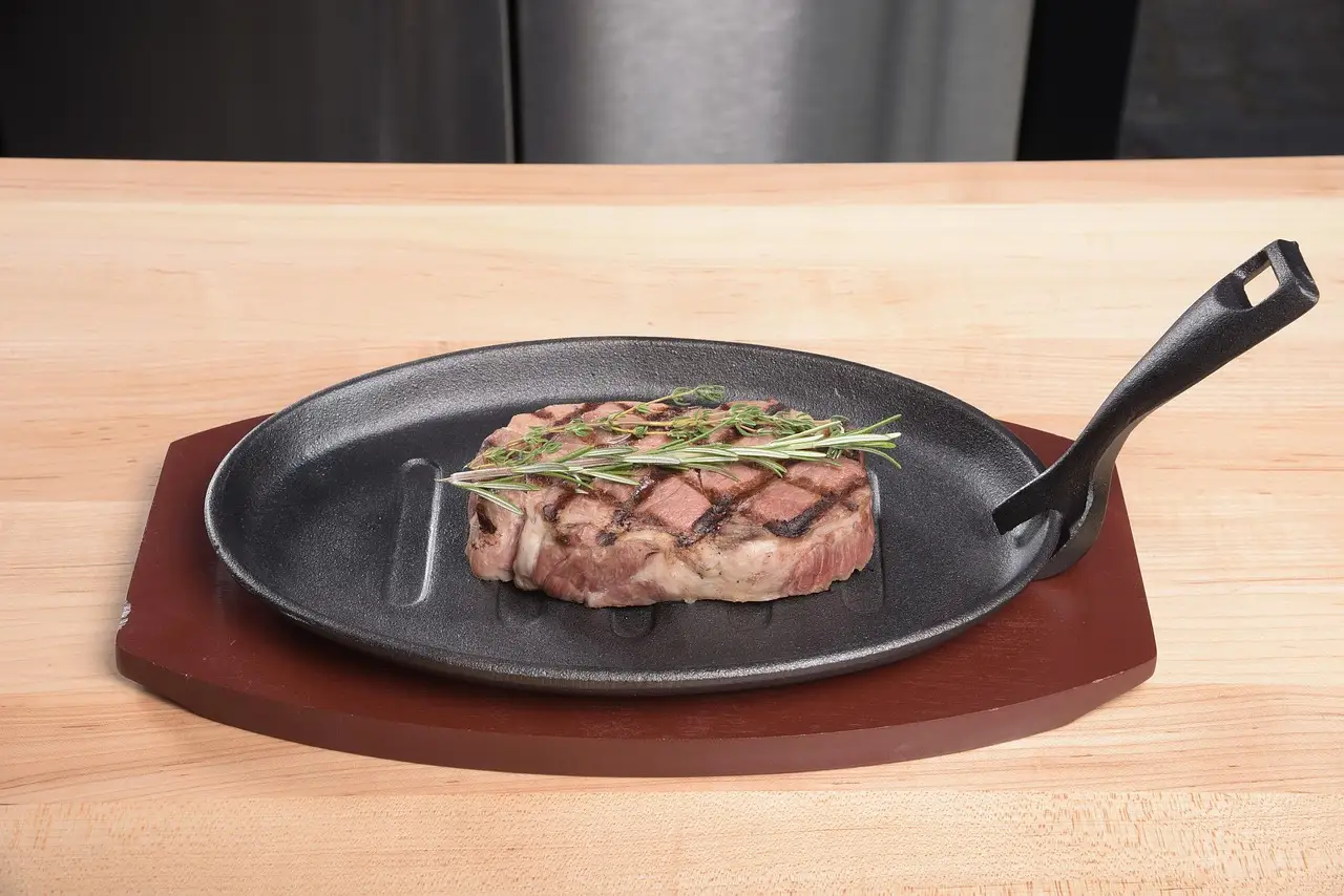 Enameled cast iron and ceramic cookware decision matrix