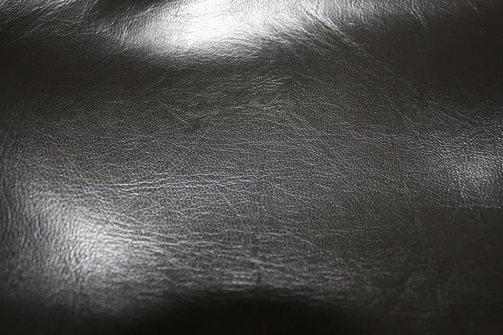 Fabric sofa vs leather sofa care: the core trade-off