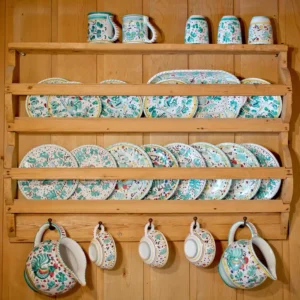 Floating Shelf vs Wall Shelf: Which Is Better for Your Room?