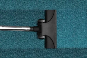 Hand Cleaning vs Machine Cleaning a Sofa Cover Guide