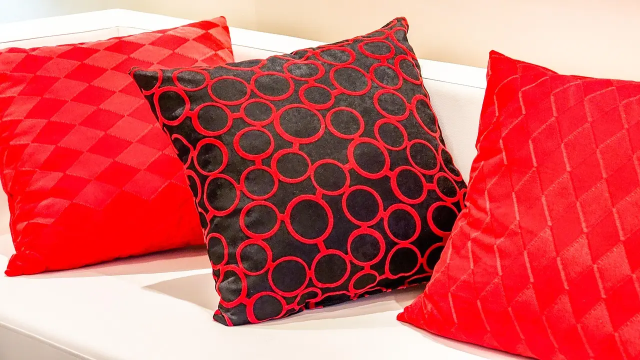How much does it cost to replace sofa cushions?