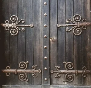 How to Fix a Door Hinge That Squeaks Even After Oiling